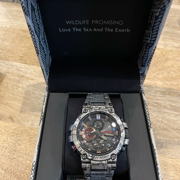 Gshock snake skin watch - Picture 3 of 11